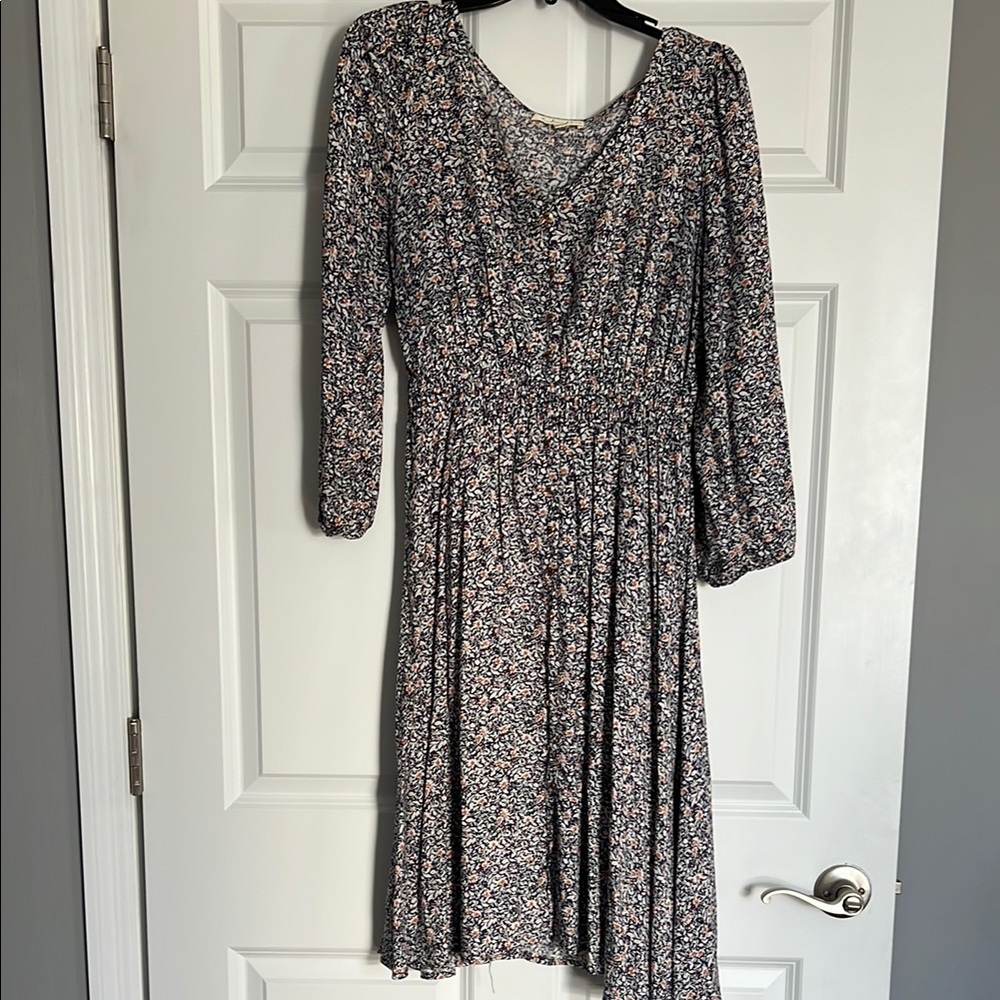 Gray Fit and Flare Midi Dress with V-Neck and Bishop Sleeves